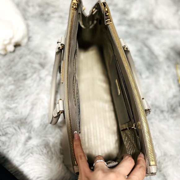 Large Prada Galleria Saffiano leather bag - Picture 12 of 14